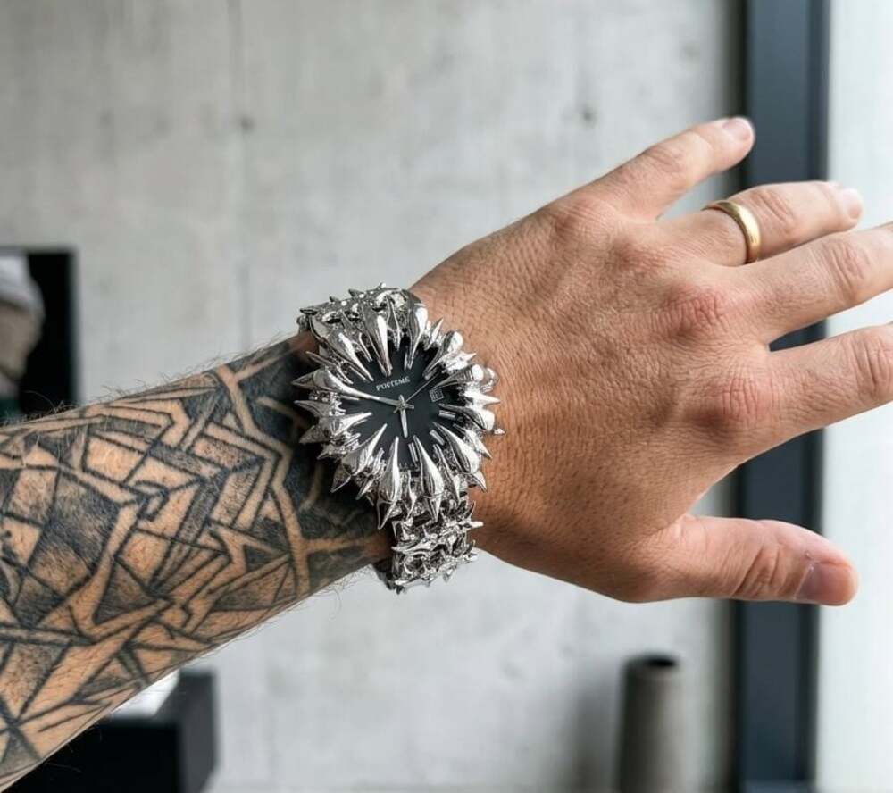 Pintime Pinshi Series Spiked Silver-Tone Quartz Watch